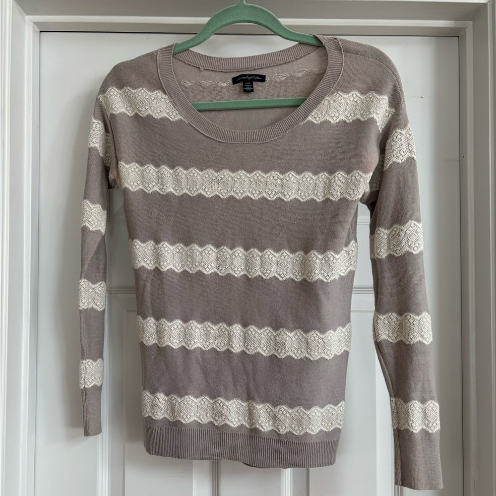 American Eagle Outfitters Taupe and Cream Sweater